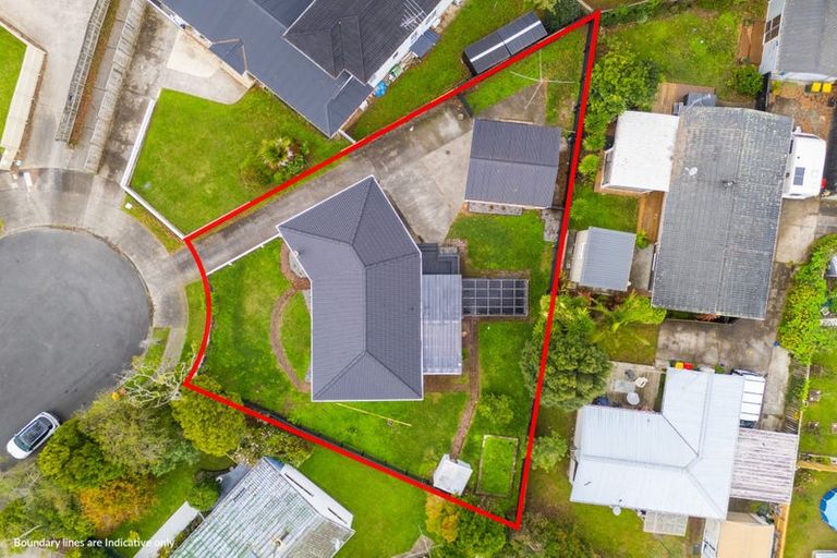 Photo of property in 17 Nan Place, Pakuranga Heights, Auckland, 2010