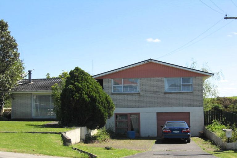Photo of property in 21 Mcvie Road, Huntly, 3700