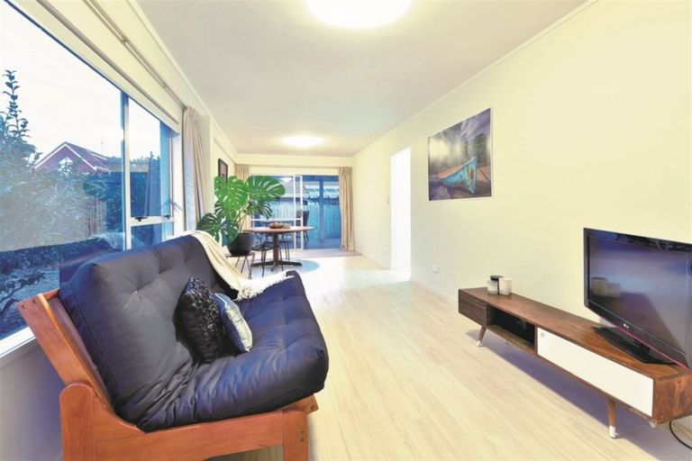 Photo of property in 3/252 Hibiscus Coast Highway, Orewa, 0931