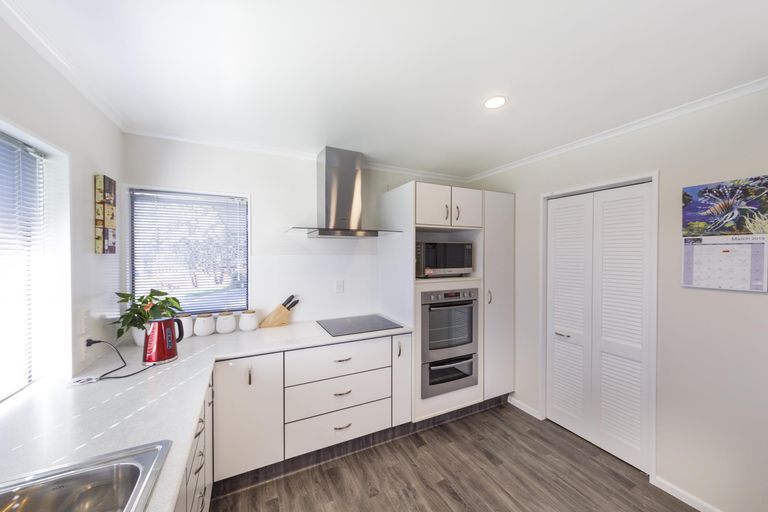 Photo of property in 5 Colorado Crescent, Milson, Palmerston North, 4414