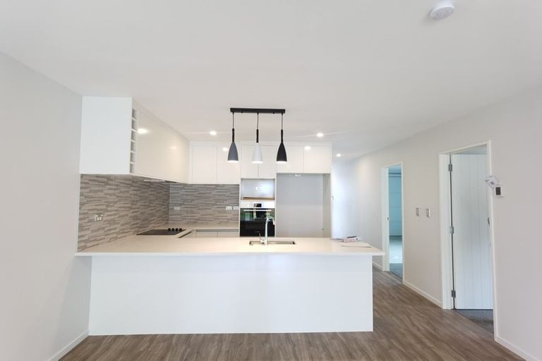 Photo of property in 8 Waka Ama Road, Karaka, Papakura, 2113