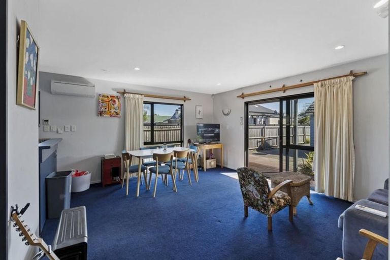 Photo of property in 47a Aorangi Road, Bryndwr, Christchurch, 8053