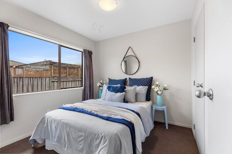 Photo of property in 72 Evans Road, Papamoa Beach, Papamoa, 3118
