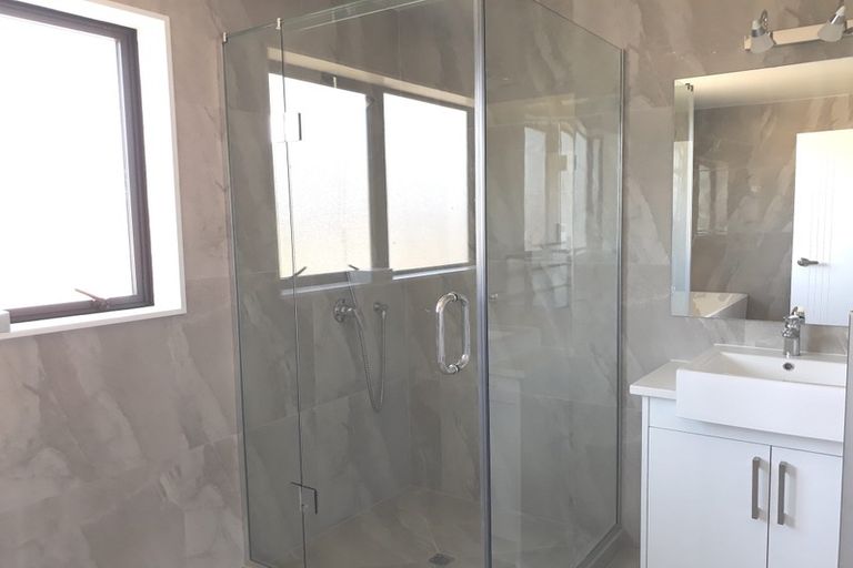 Photo of property in 26 Carrygawley Road, Flat Bush, Auckland, 2019