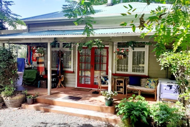 Photo of property in 1157 Old North Road, Helensville, Waimauku, 0882