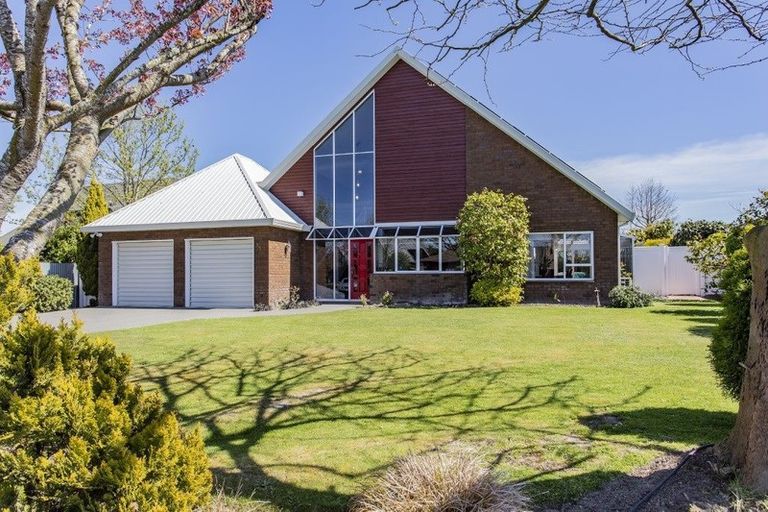 Photo of property in 35 Mansfield Drive, Kaiapoi, 7630
