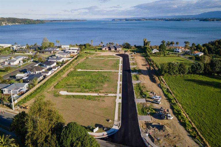 Photo of property in 87 Athenree Road, Athenree, Katikati, 3177