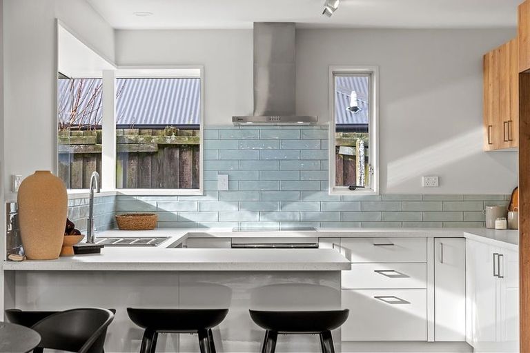 Photo of property in 2/9 Ruru Road, Linwood, Christchurch, 8062