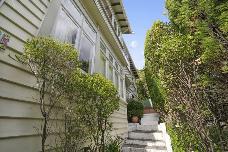 Photo of property in 79 Hamilton Road, Hataitai, Wellington, 6021