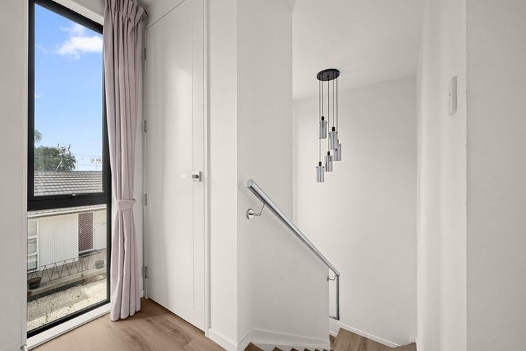 Photo of property in 8 Sunnybrae Road, Hillcrest, Auckland, 0627