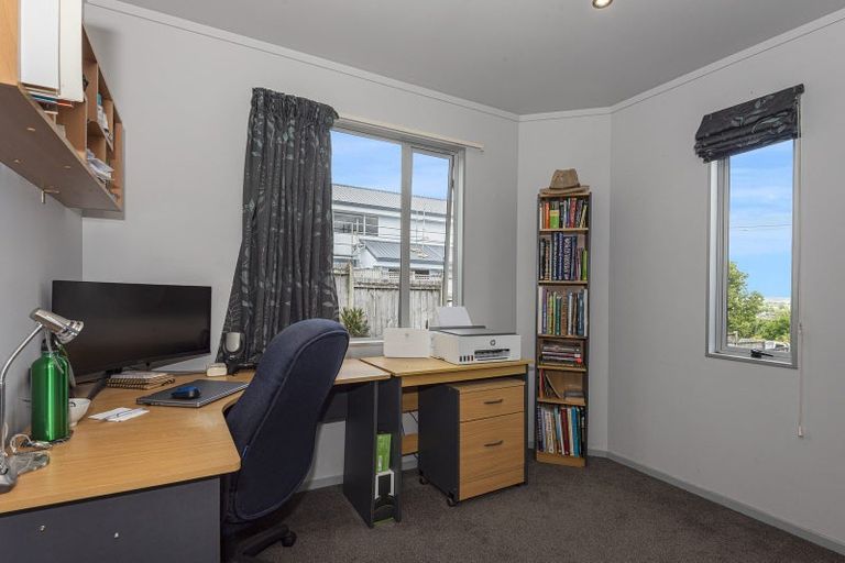 Photo of property in 19b Commins Road, Onerahi, Whangarei, 0110