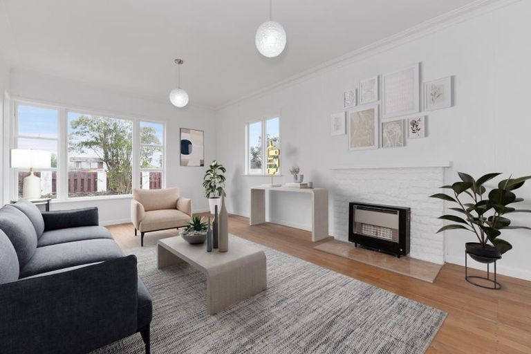 Photo of property in 3147 Great North Road, New Lynn, Auckland, 0600