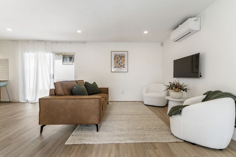 Photo of property in 23a Mack Place, Red Hill, Papakura, 2110