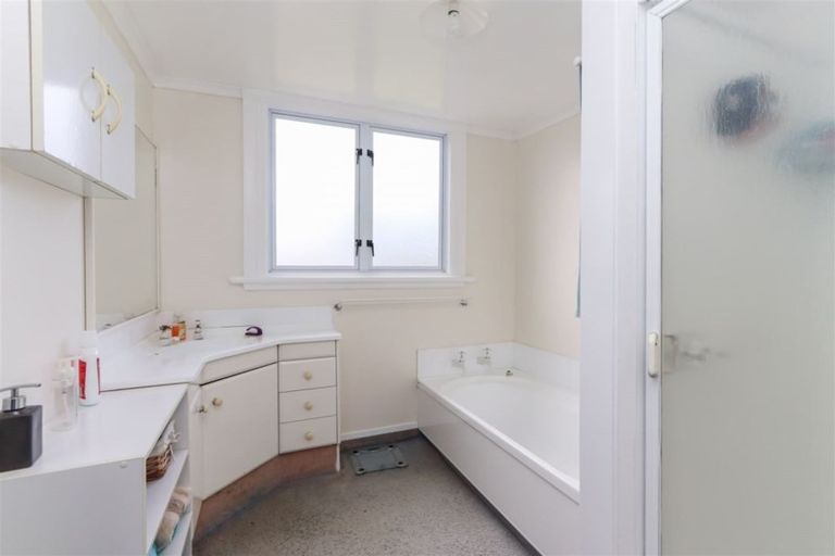 Photo of property in 2/93 Rata Street, Inglewood, 4330