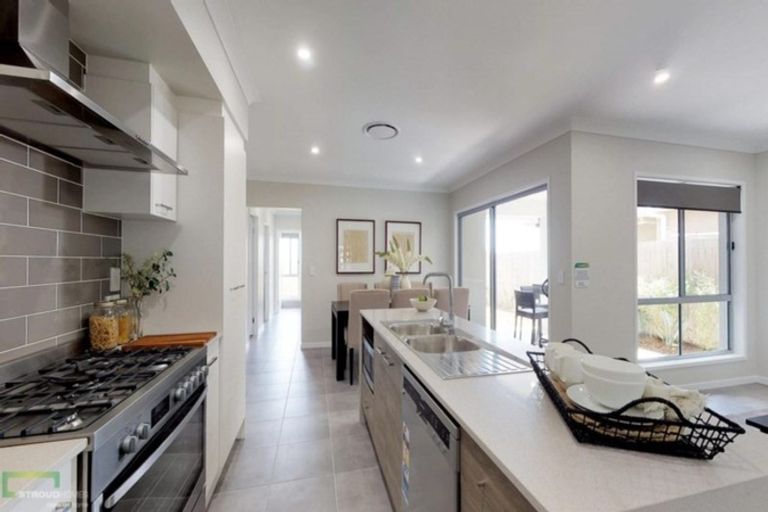 Photo of property in 11 Hewson Drive, Snells Beach, 0920
