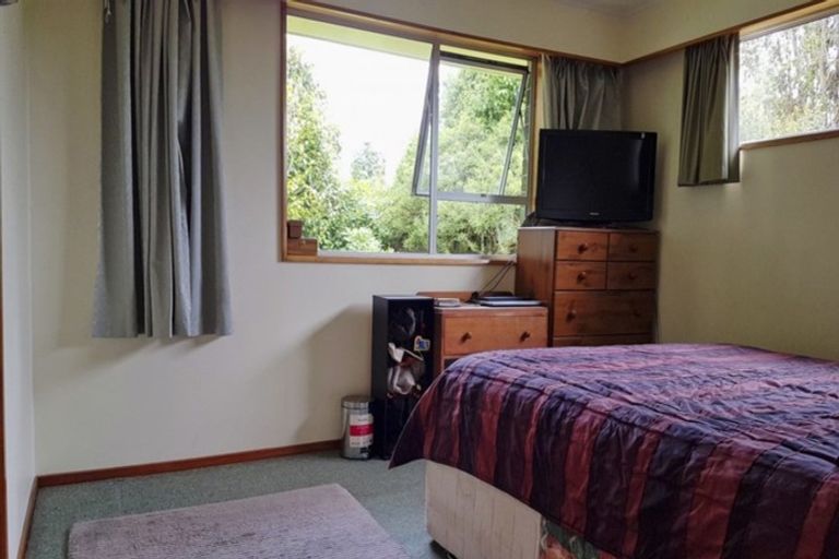 Photo of property in 9 Stafford Street, Westport, 7825