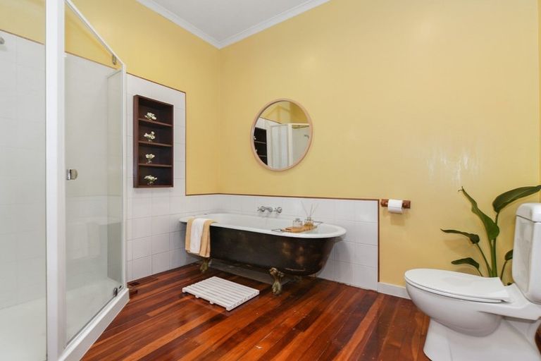 Photo of property in 37 Myrtle Street, Hamilton East, Hamilton, 3216