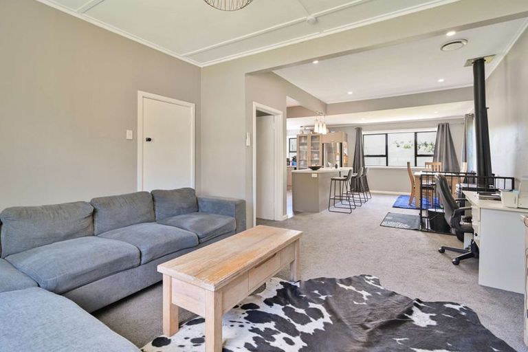 Photo of property in 3 Great North Road, Waipawa, 4210