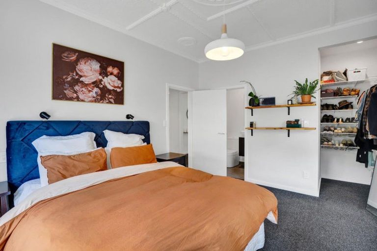 Photo of property in 15 Bracken Street, New Plymouth, 4310