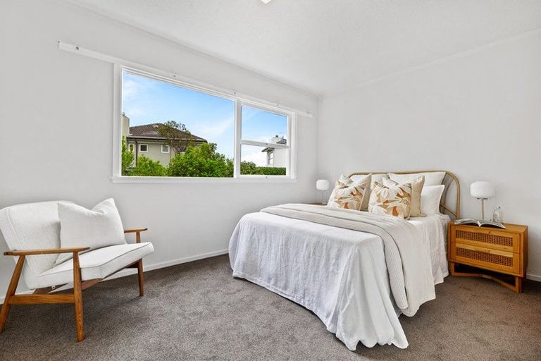 Photo of property in 3/133 Shakespeare Road, Milford, Auckland, 0620