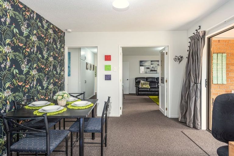 Photo of property in 14a Algie Place, Avonhead, Christchurch, 8042