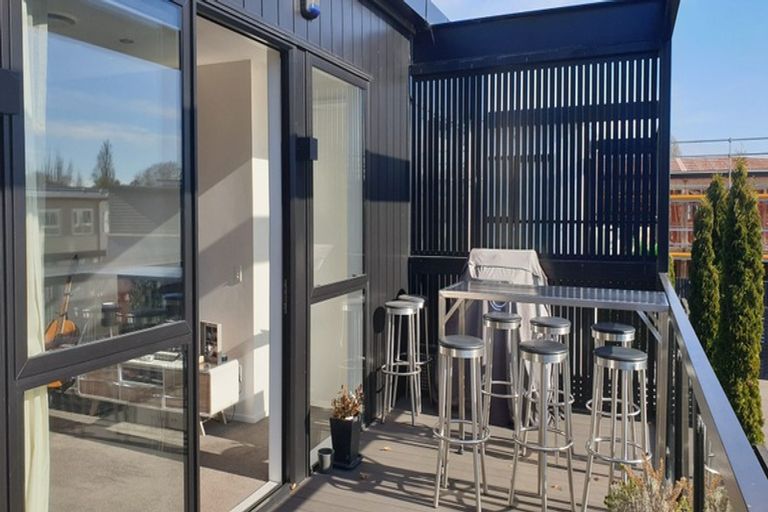 Photo of property in 4/275 Kilmore Street, Christchurch Central, Christchurch, 8011