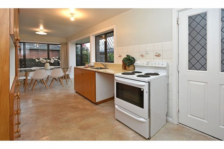 Photo of property in 224 Harewood Road, Bishopdale, Christchurch, 8053