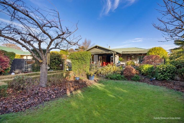 Photo of property in 17 Ingrid Street, Parklands, Christchurch, 8083