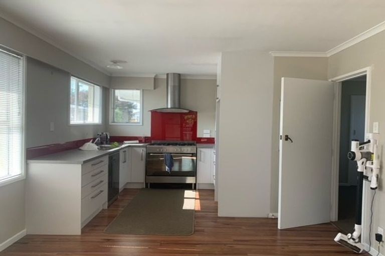 Photo of property in 1/23 Meeanee Road, Taradale, Napier, 4112