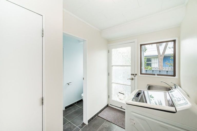 Photo of property in 83 Donovan Road, Paraparaumu Beach, Paraparaumu, 5032