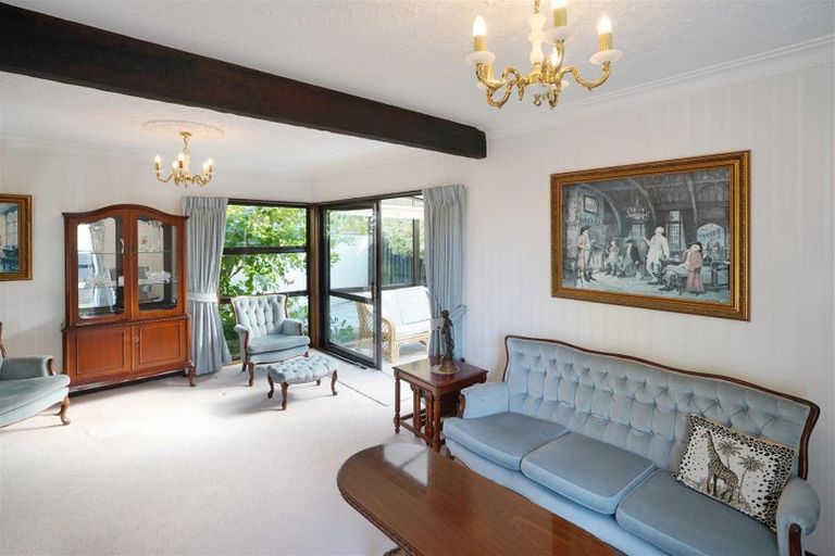 Photo of property in 18 Pelorus Place, Harewood, Christchurch, 8051
