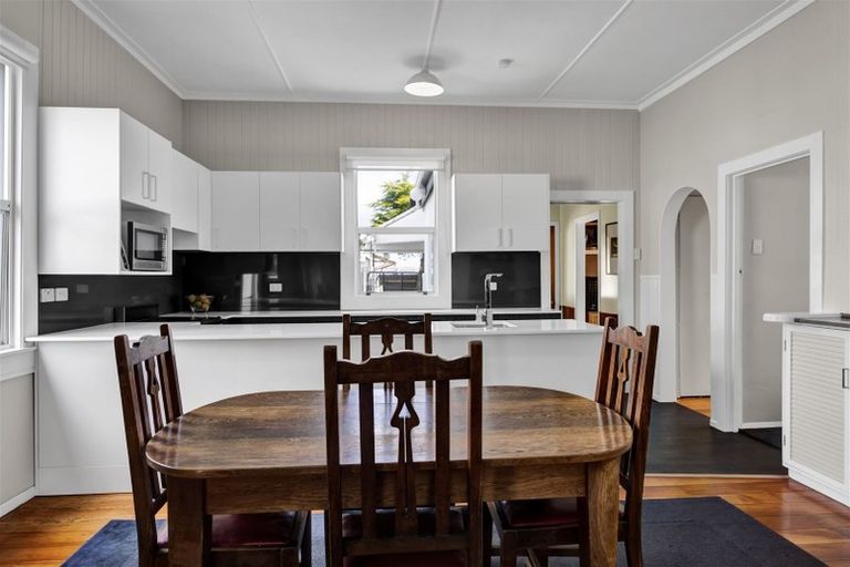 Photo of property in 255 Princes Street, Hawera, 4610