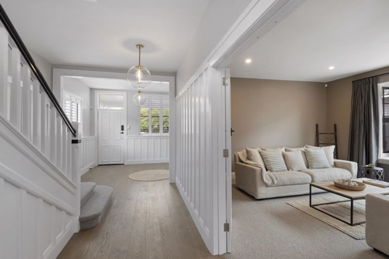 Photo of property in 61 Knowles Street, St Albans, Christchurch, 8052