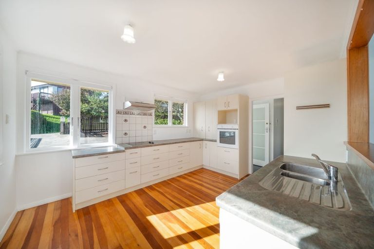 Photo of property in 11 Kivell Street, Ranui, Porirua, 5024