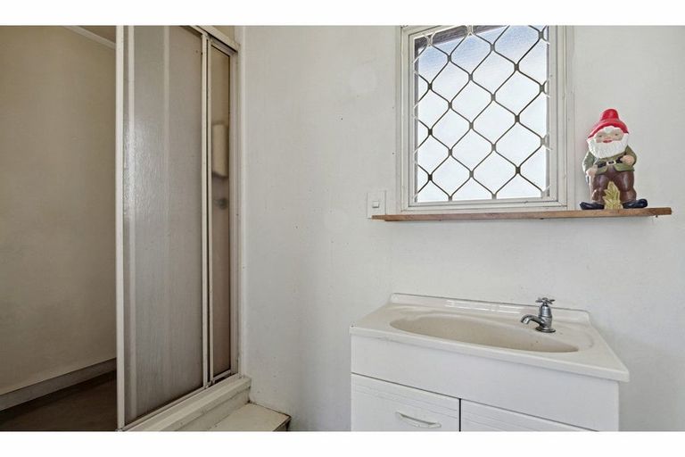 Photo of property in 1/11 Mangarata Avenue, Papatoetoe, Auckland, 2025