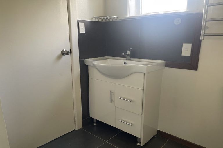 Photo of property in 48 Burgess Road, Johnsonville, Wellington, 6037