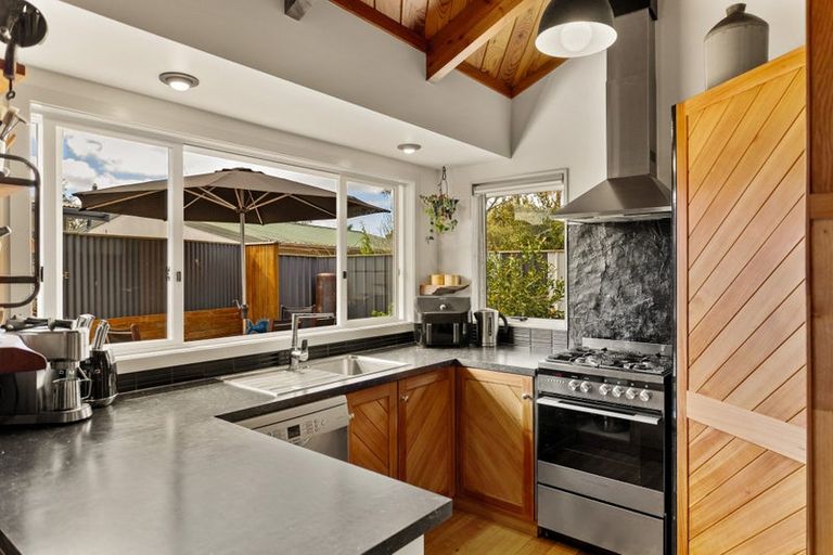 Photo of property in 7b Laura Place, Whitianga, 3510