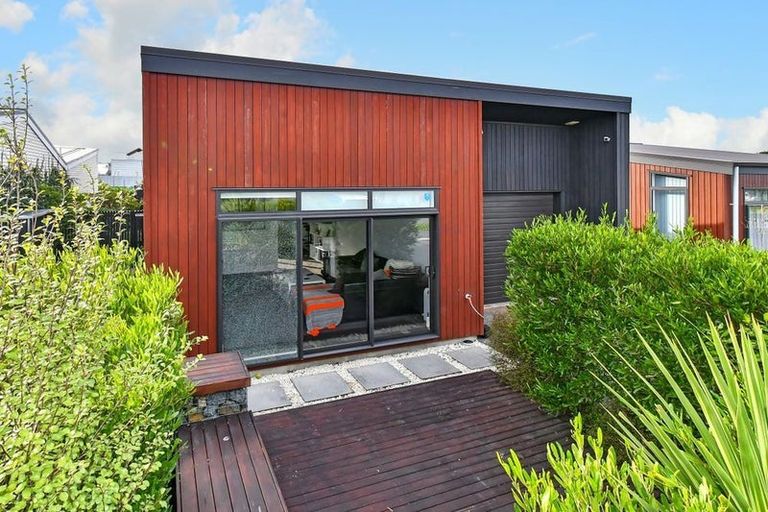 Photo of property in 3 Mettle Lane, Papakura, 2110