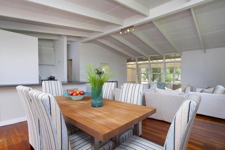 Photo of property in 21 Rimu Street, New Lynn, Auckland, 0600