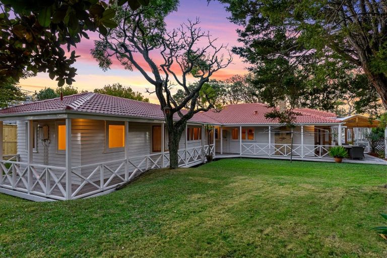 Photo of property in 1/42 Beresford Street, Bayswater, Auckland, 0622
