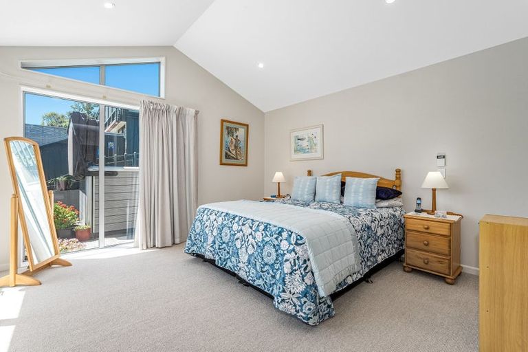 Photo of property in 118 Rosetta Road, Raumati South, Paraparaumu, 5032