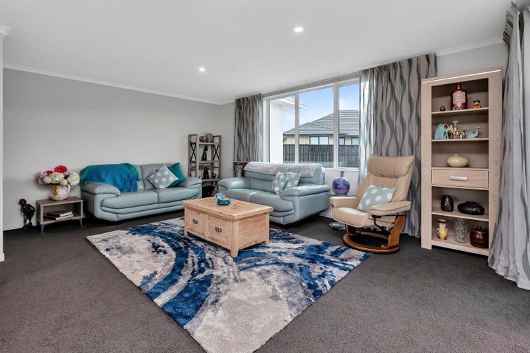 Photo of property in 16 Riverglen Road, Waipu, 0510