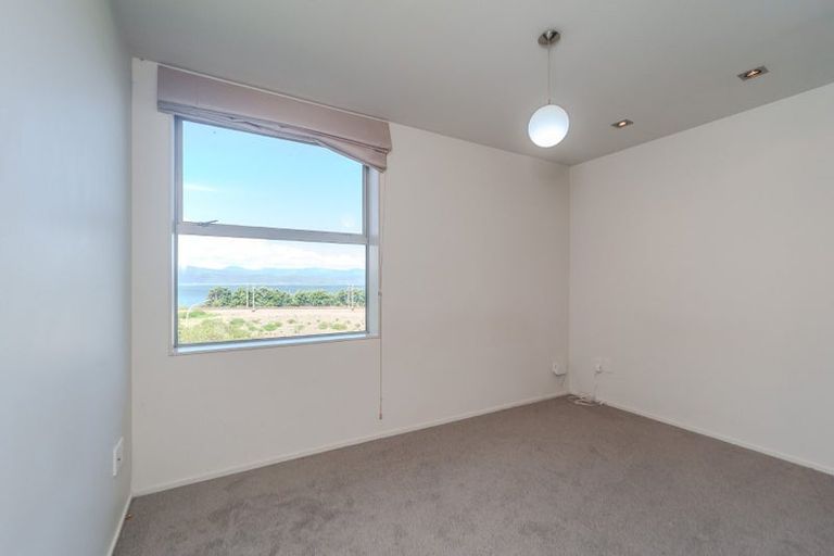 Photo of property in 24/2 Onslow Road, Khandallah, Wellington, 6035