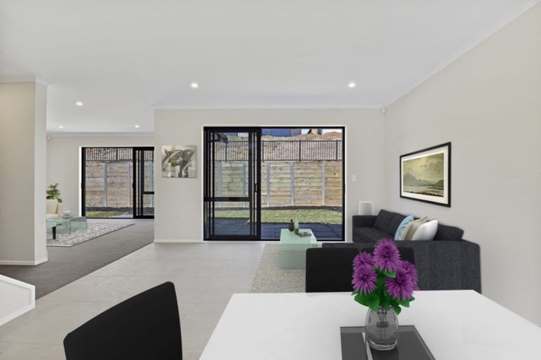 Photo of property in 4 Dragonfly Way, Massey, Auckland, 0614