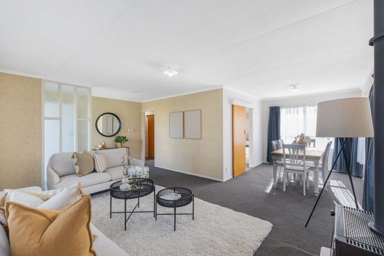 Photo of property in 21 Paradise Place, Milson, Palmerston North, 4414