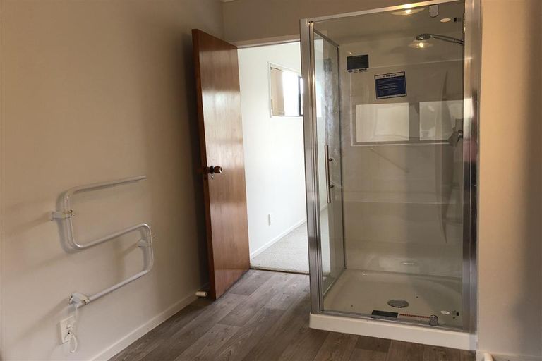 Photo of property in 3/16 Evans Road, Glen Eden, Auckland, 0602