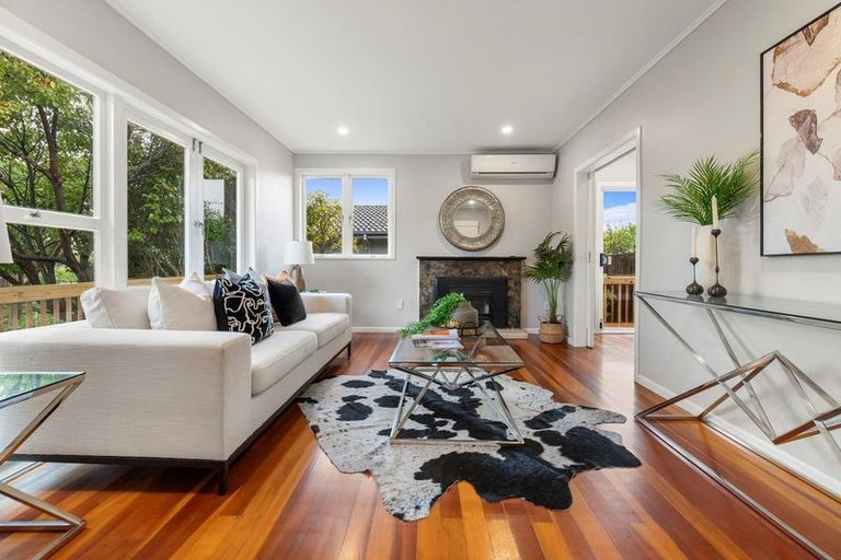 Photo of property in 37 Cardiff Road, Pakuranga, Auckland, 2010