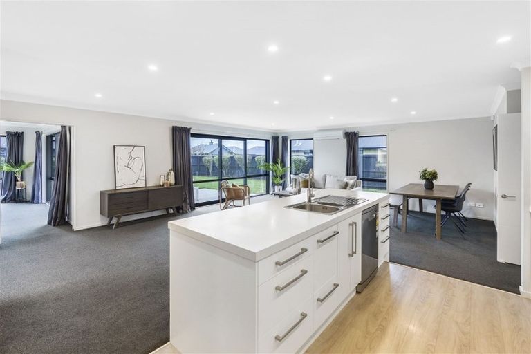 Photo of property in 6 Denimes Crescent, Rolleston, 7614