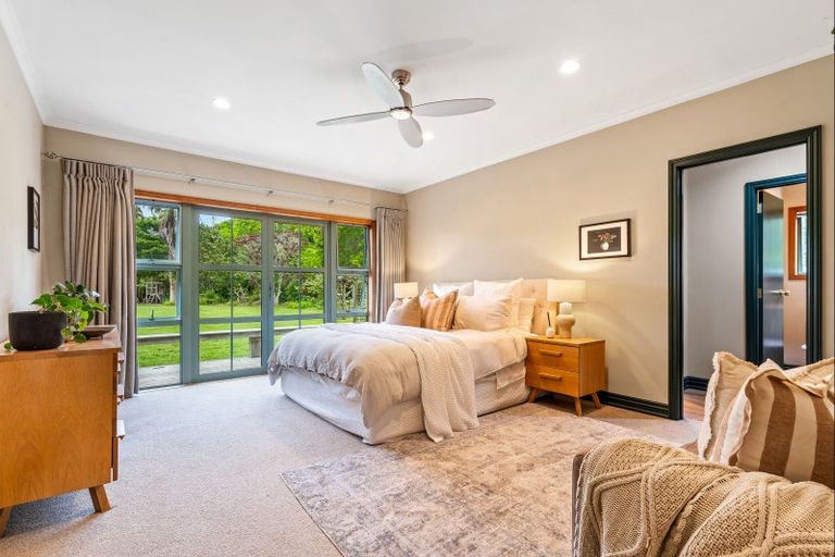 Photo of property in 28 Kaipara Flats Road, Dome Forest, Warkworth, 0981