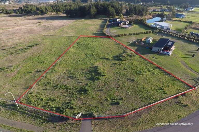 Photo of property in 16 Truebridge Drive, Waitarere, Levin, 5510